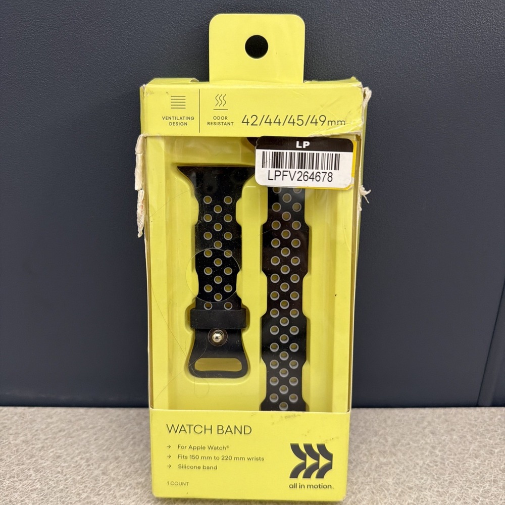 Apple Watch Band 42/44/45mm All in Motion Silicone Sports Strap Black Athlete